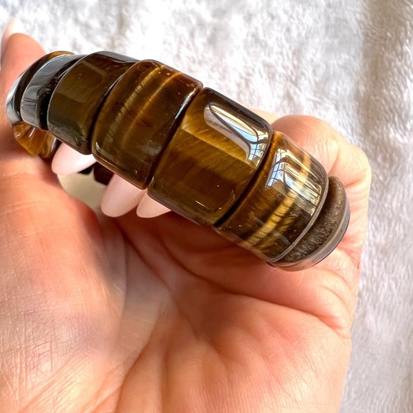 Courage Tiger Eye 12 mm Bead Mala Style Bracelet - Picture 4 of 6